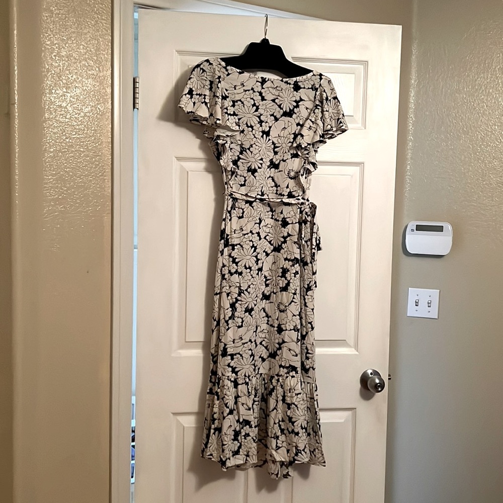 NWT Chaps black and white floral dress